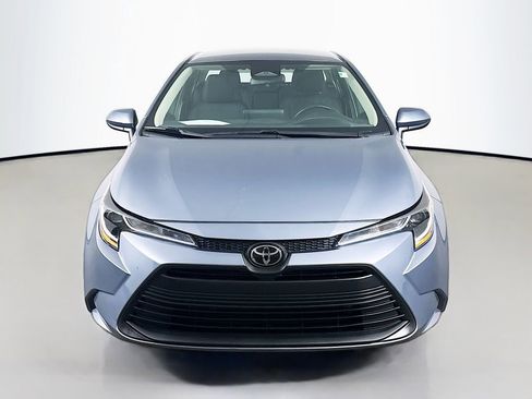 Certified 2024 Toyota Corolla LE image 2