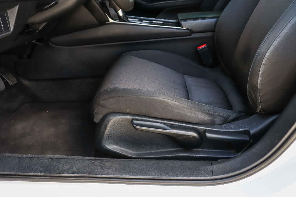 Used 2018 Honda Accord LX image 19