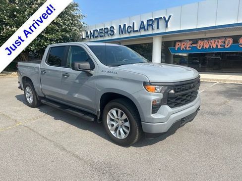 Used 2024 Chevrolet Silverado 1500 Custom RWD image 1