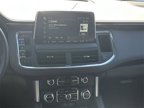 Used 2022 GMC Yukon SLE w/ Gmc Pro Safety Plus Package image 28