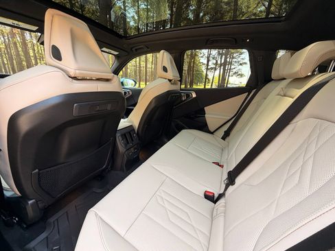 New 2026 BMW X3 xDrive30i w/ Premium Package AWD/4WD image 15