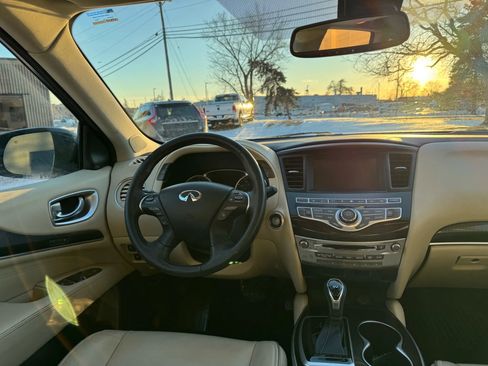 Used 2017 INFINITI QX60 AWD w/ Premium Plus Package image 16