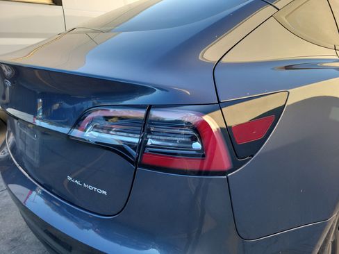 Used 2022 Tesla Model 3 Long Range image 10