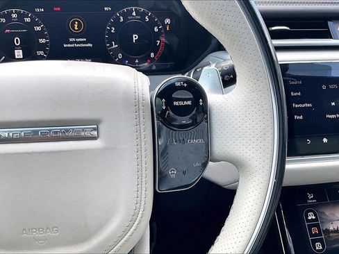 Used 2018 Land Rover Range Rover Velar AWD/4WD image 12