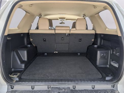 Used 2019 Toyota 4Runner SR5 Premium image 33