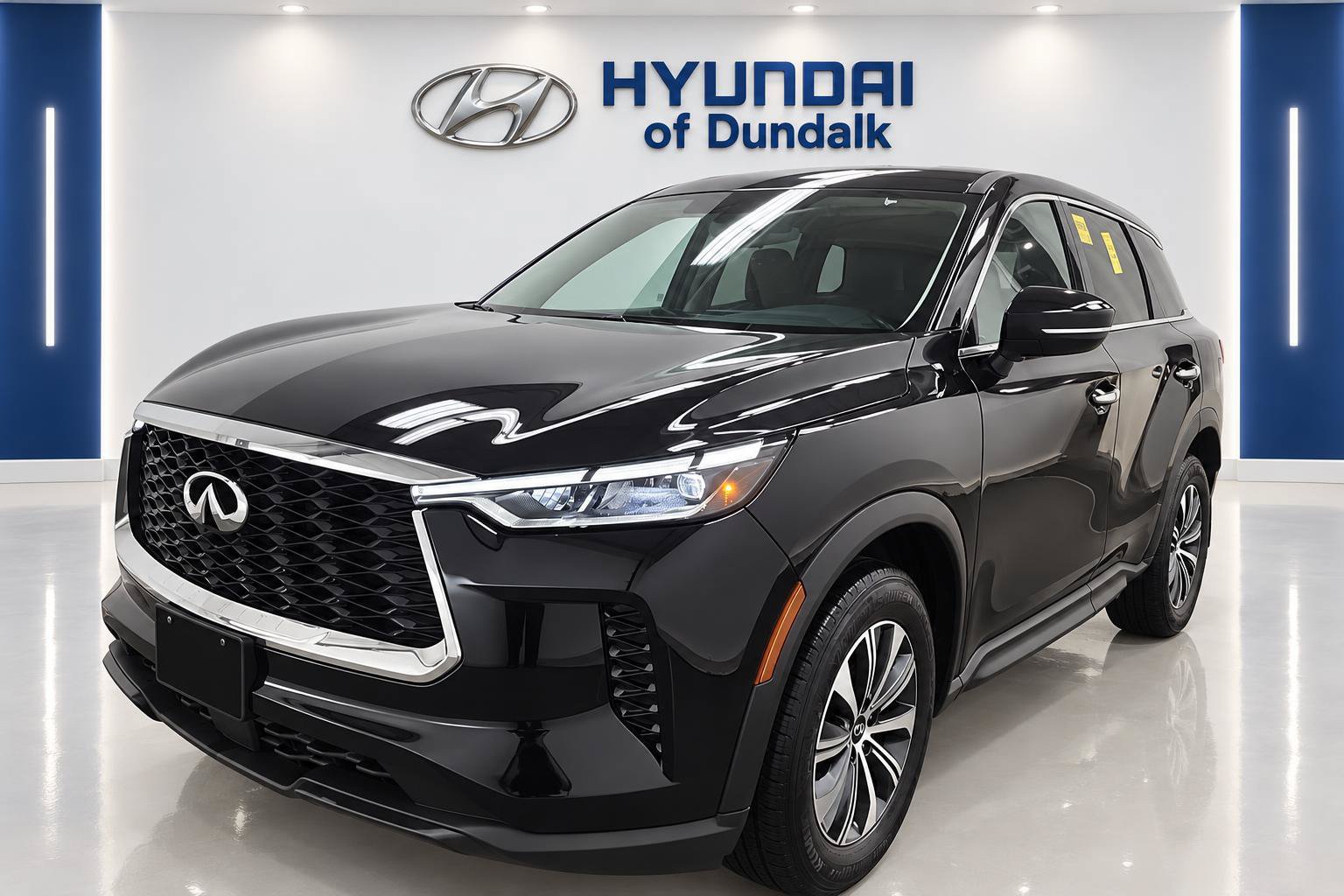 Used 2024 INFINITI QX60 Pure AWD/4WD image 3