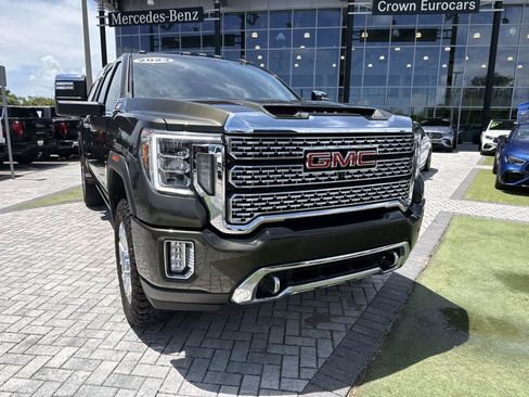 Used 2023 GMC Sierra 2500 Denali w/ Denali Ultimate Package AWD/4WD image 8