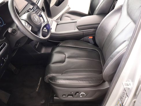 Certified 2024 Hyundai Palisade Calligraphy image 11