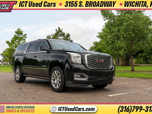 Used 2018 GMC Yukon XL Denali w/ Open Road Package AWD/4WD image 8