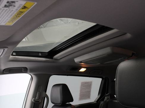 Used 2023 Honda Odyssey Touring image 37