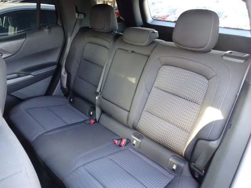 Used 2025 Chevrolet Equinox LT w/ Safety and Technology Package image 8