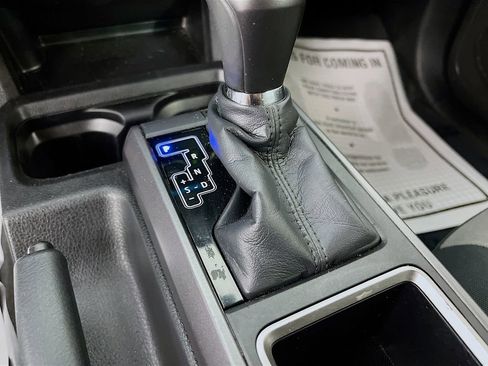 Used 2023 Toyota Tacoma TRD Off-Road AWD/4WD image 23