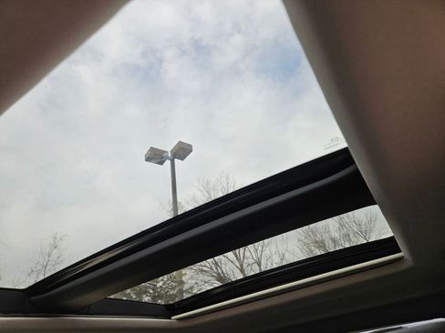 Used 2025 MAZDA CX-50 AWD 2.5 Hybrid w/ Premium Pkg image 23