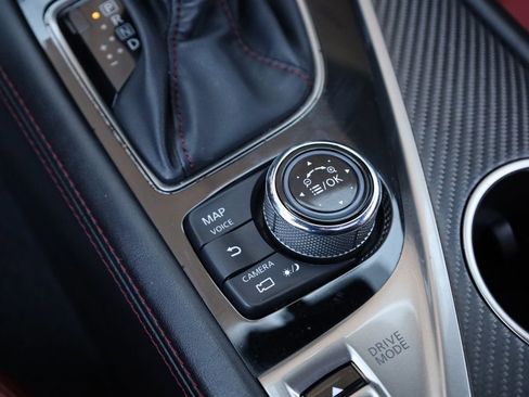 Used 2022 INFINITI Q60 Red Sport 400 w/ Carbon Fiber Package image 37