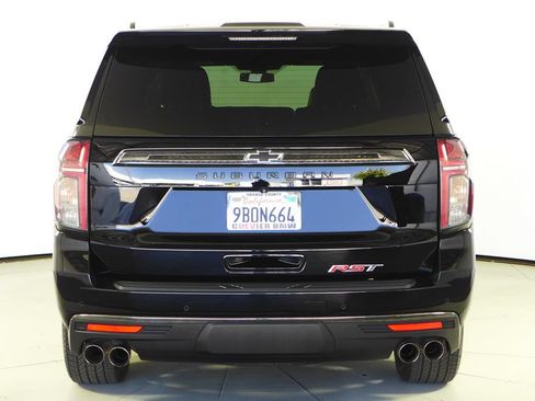 Used 2022 Chevrolet Suburban RST w/ Sport Performance Package AWD/4WD image 8