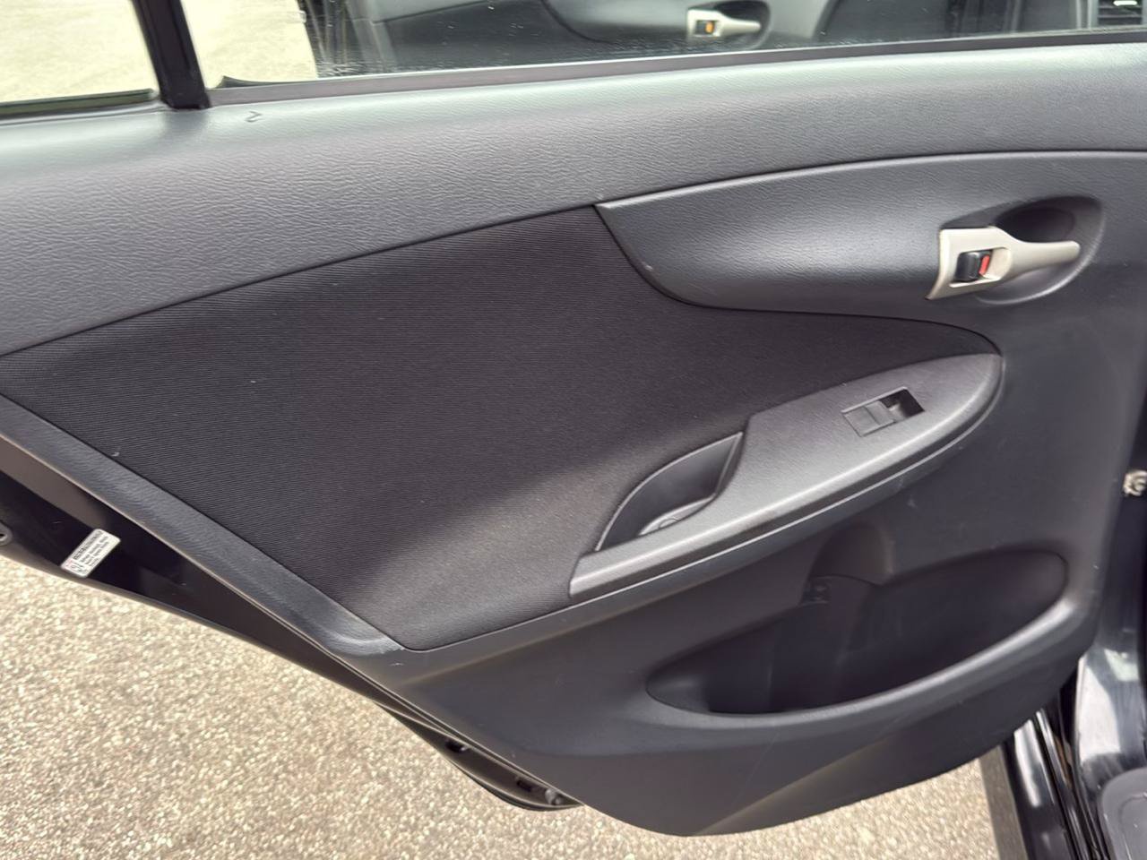 Used 2009 Toyota Corolla S w/ Sport Pkg FWD image 15