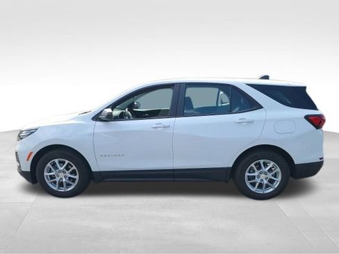 Used 2024 Chevrolet Equinox LS FWD image 6
