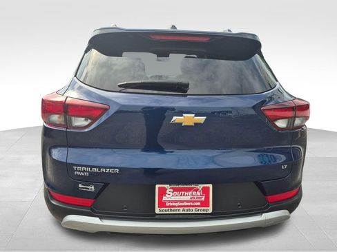 Used 2022 Chevrolet TrailBlazer LT w/ Convenience Package image 5