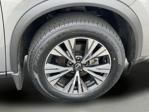 Used 2023 Nissan Rogue SV AWD/4WD image 29