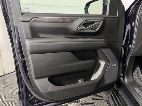 Used 2021 Chevrolet Tahoe LT AWD/4WD image 14