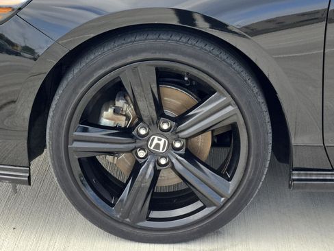 Used 2023 Honda Accord Sport image 11