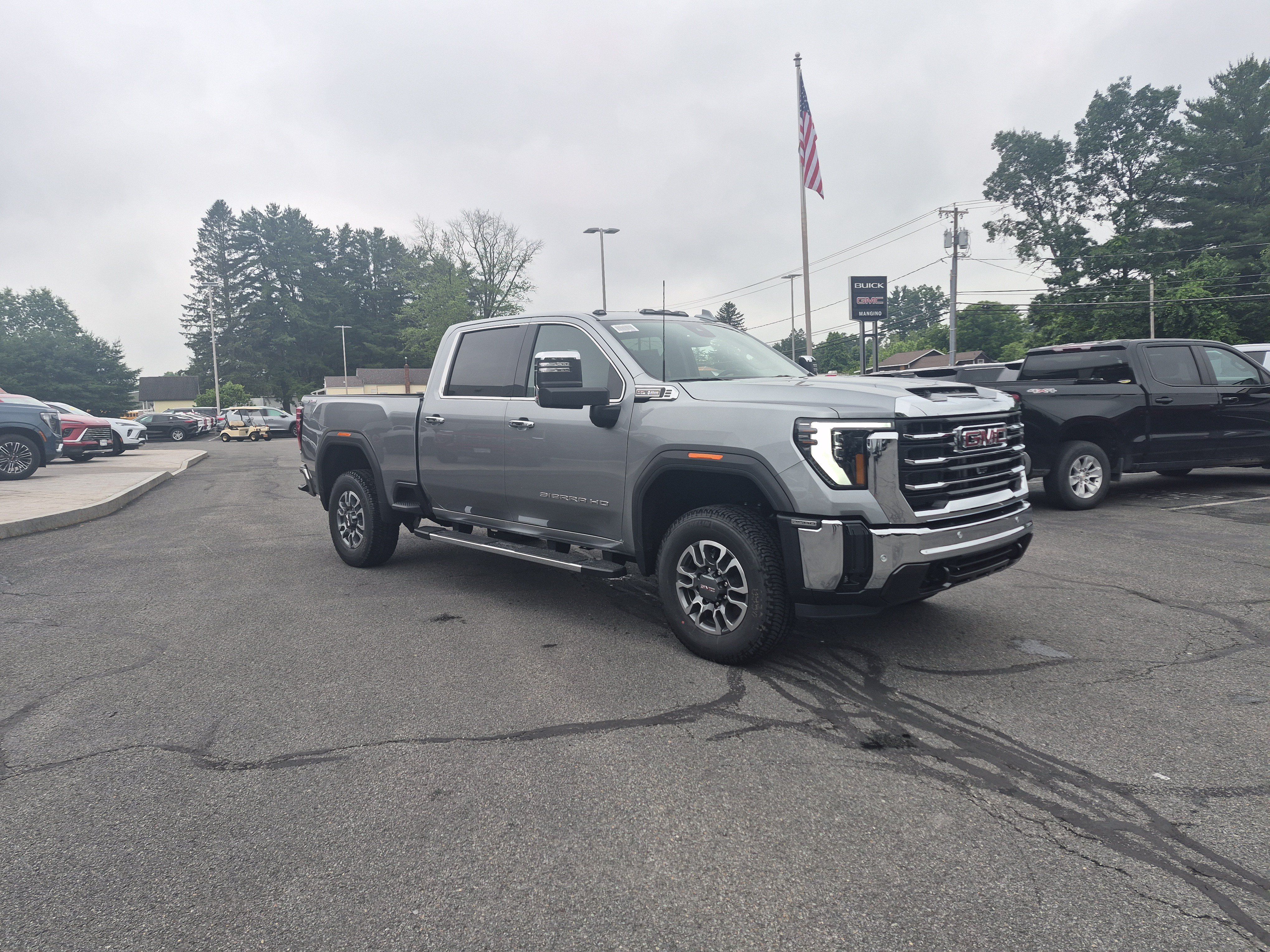 Used 2026 GMC Sierra 2500 SLT w/ SLT Premium Package AWD/4WD image 7