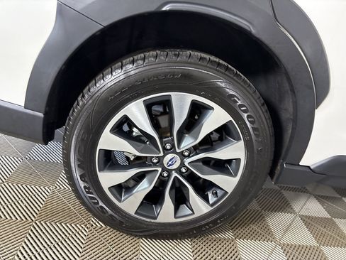 Used 2024 Subaru Outback Touring image 32