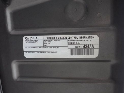 Used 2022 Jeep Grand Cherokee Limited image 30