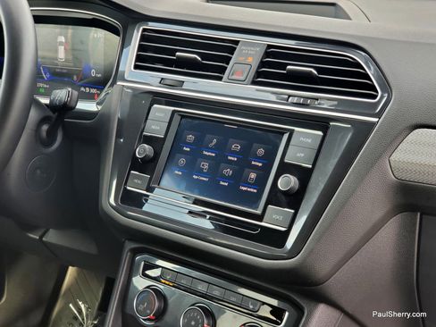 Used 2024 Volkswagen Tiguan S image 24