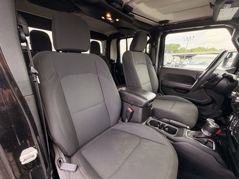 Used 2020 Jeep Gladiator Sport w/ Quick Order Package 24S AWD/4WD image 29