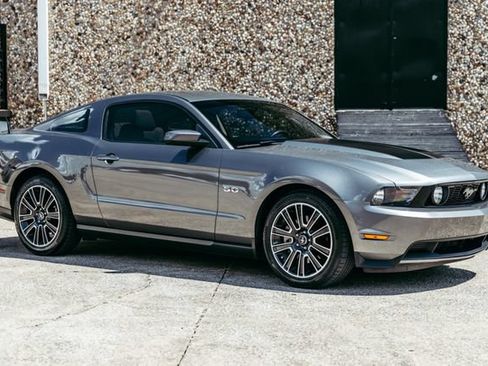 Used 2011 Ford Mustang GT Premium w/ Comfort Pkg RWD image 51