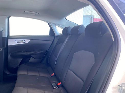 Used 2024 Kia Forte LXS FWD image 33