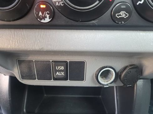 Used 2013 Toyota Tacoma 2WD Regular Cab image 20