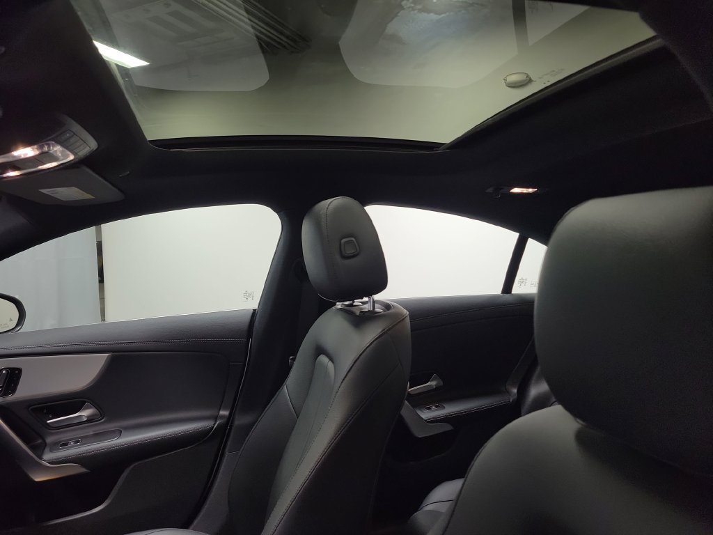 Used 2025 Mercedes-Benz CLA 250 4MATIC image 16
