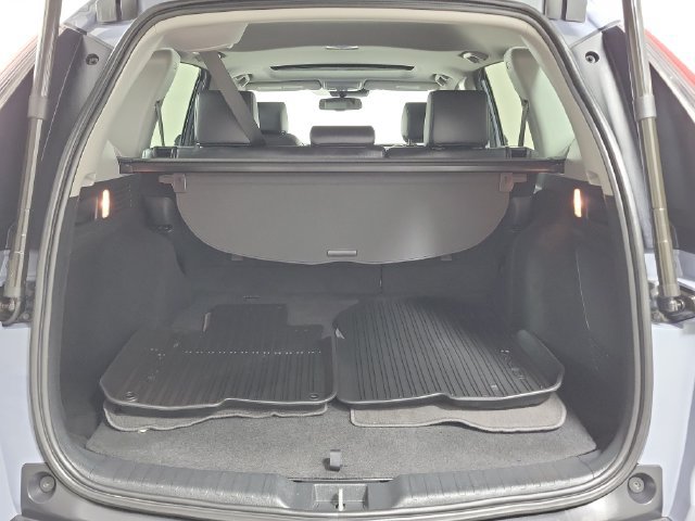 Used 2022 Honda CR-V Touring image 10