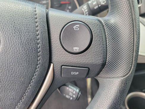 Used 2013 Toyota RAV4 LE FWD image 26