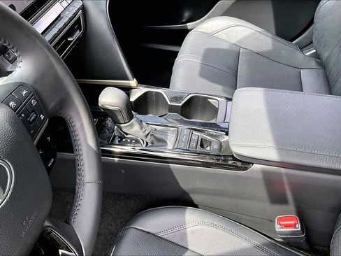 Used 2025 Toyota Camry XSE FWD image 16