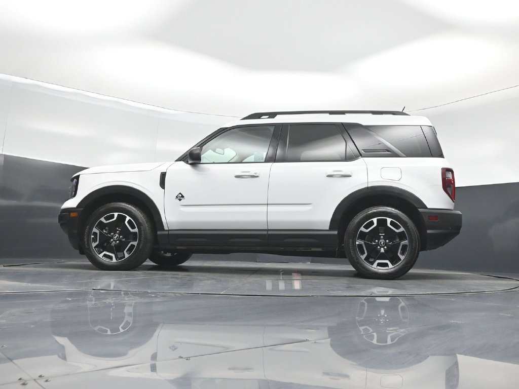 Certified 2023 Ford Bronco Sport Outer Banks w/ Tech Package AWD/4WD image 8