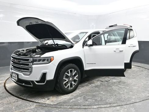 Used 2023 GMC Acadia SLE image 36