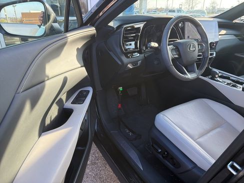 Used 2024 Lexus RX 350 Premium Plus image 8