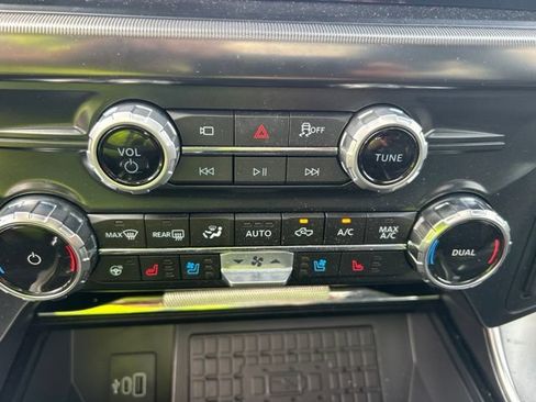 Used 2025 Ford F150 Platinum w/ Equipment Group 702A High AWD/4WD image 26