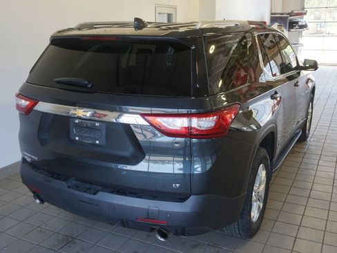 Used 2018 Chevrolet Traverse LT FWD image 14