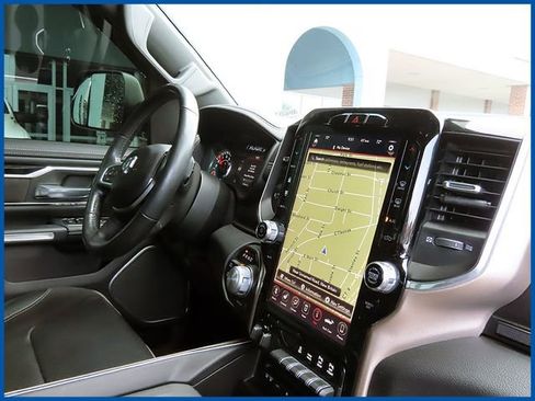 Used 2019 RAM 1500 Laramie image 9