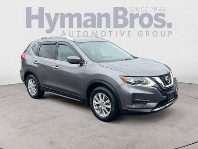 Used 2017 Nissan Rogue SV