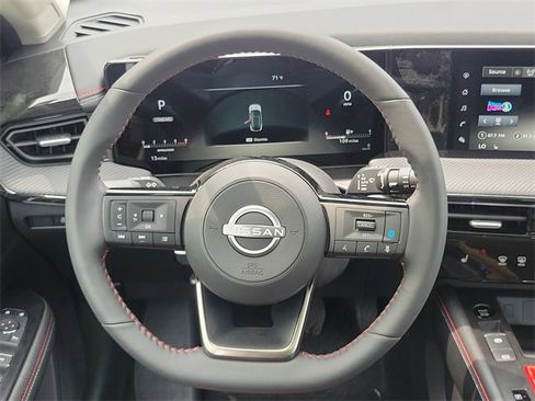 New 2025 Nissan Kicks SR w/ SR Premium Package image 21