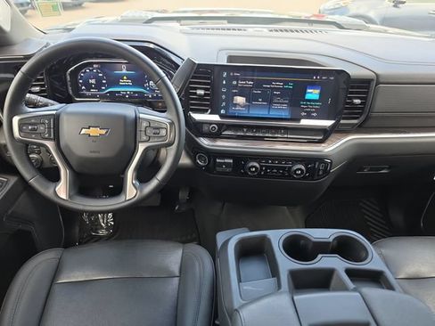 Used 2024 Chevrolet Silverado 2500 LTZ AWD/4WD image 8