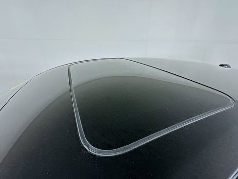 Certified 2023 Nissan Sentra SR w/ SR Premium Package image 30