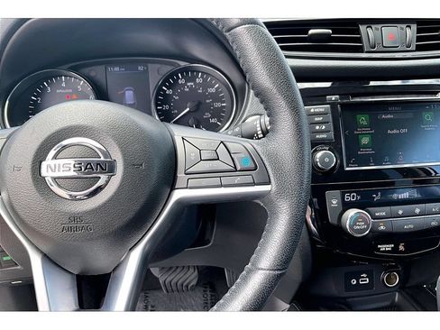 Used 2019 Nissan Rogue SL AWD/4WD image 12