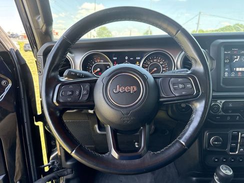 Used 2020 Jeep Gladiator Sport w/ Quick Order Package 24S AWD/4WD image 23