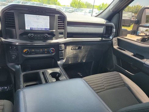 Used 2021 Ford F150 XL w/ STX Appearance Package RWD image 13